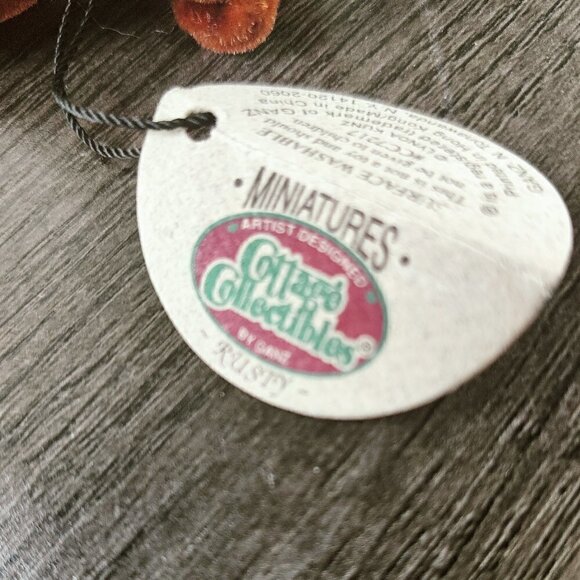 Bears, Miniature Dollhouse size by Cottage Collectibles with jointed arms & legs - Picture 7 of 7